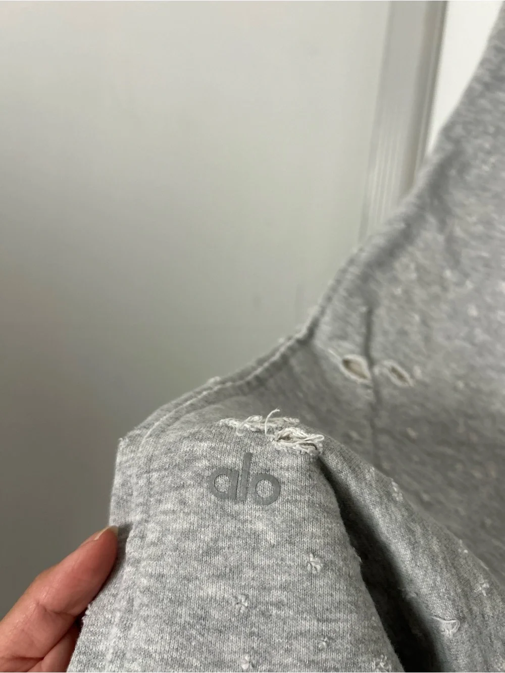Alo Yoga Women's Distressed Grey Jogger Sweatpants Size Large Athleisure Workout